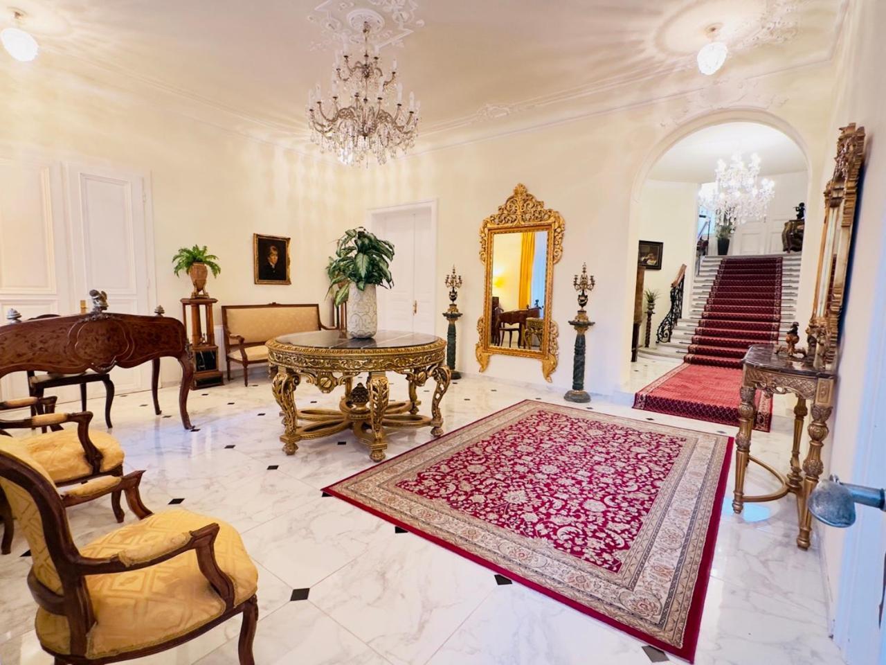 Wienerwald Residenz Baden Bagian luar foto